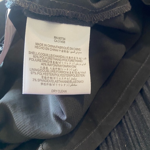 BCBG pleated faux elastic waist leather skirt - Picture 4 of 6